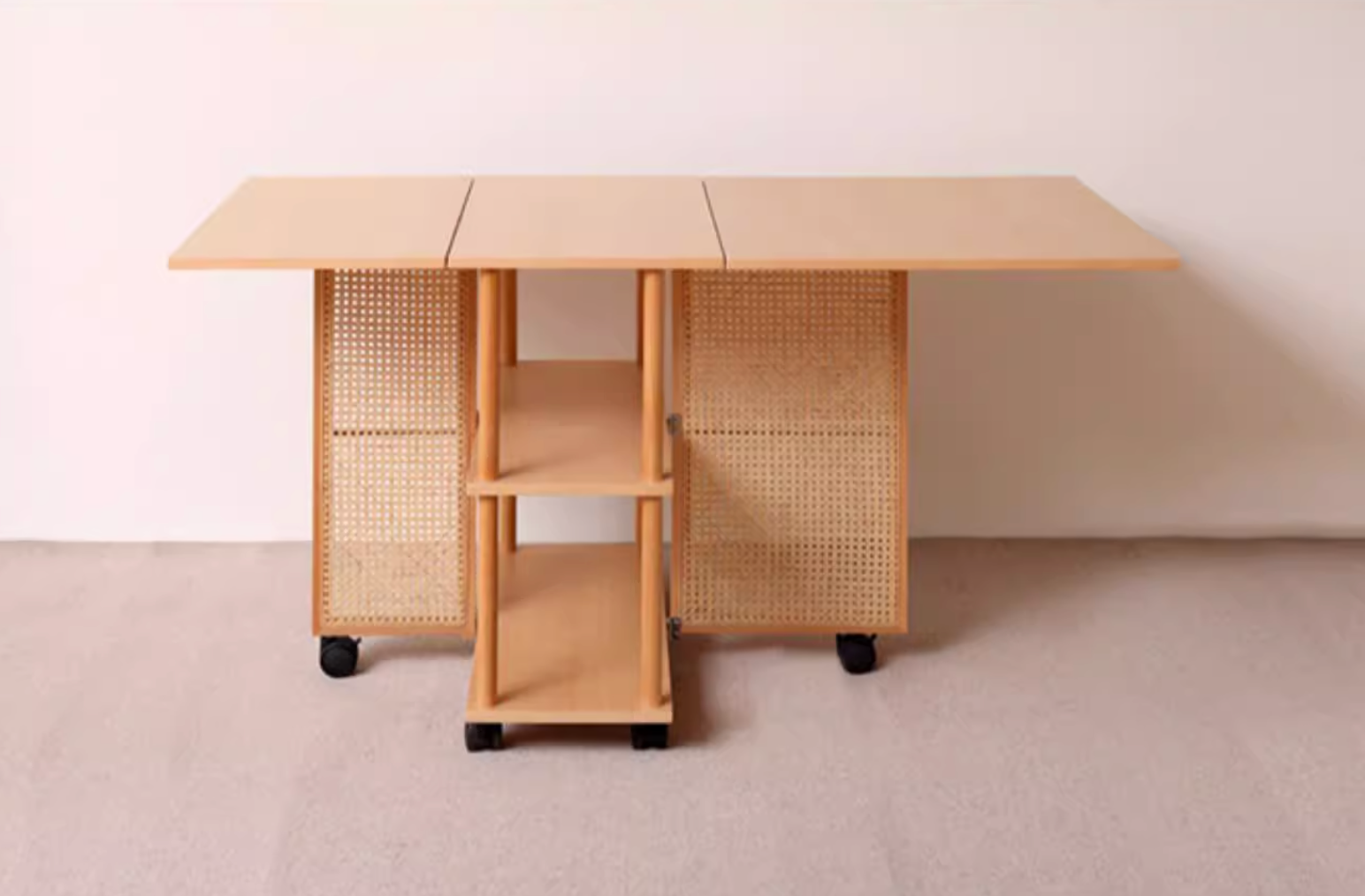 Capsule - Foldable table/Shelves