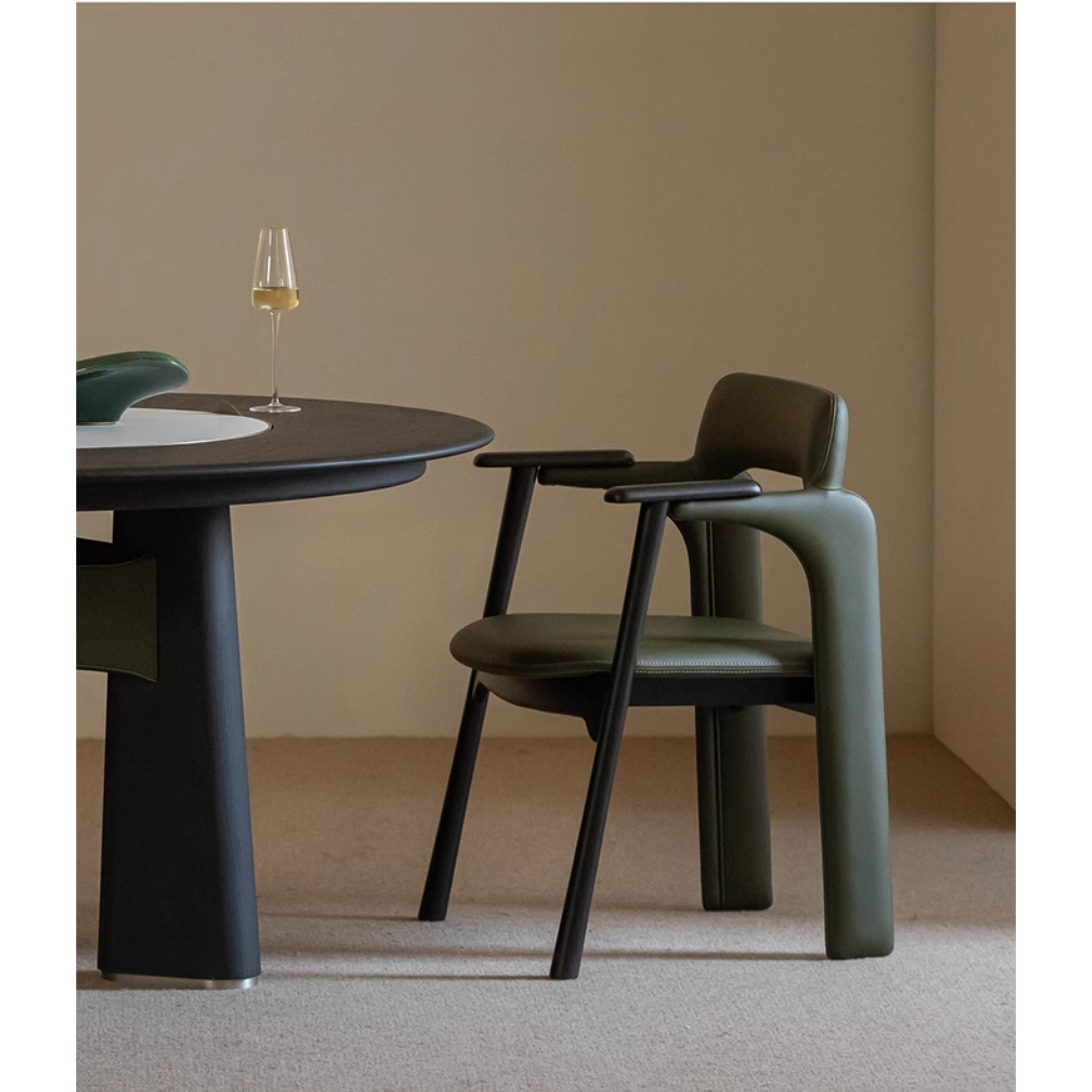 Star Track - Dining Chair