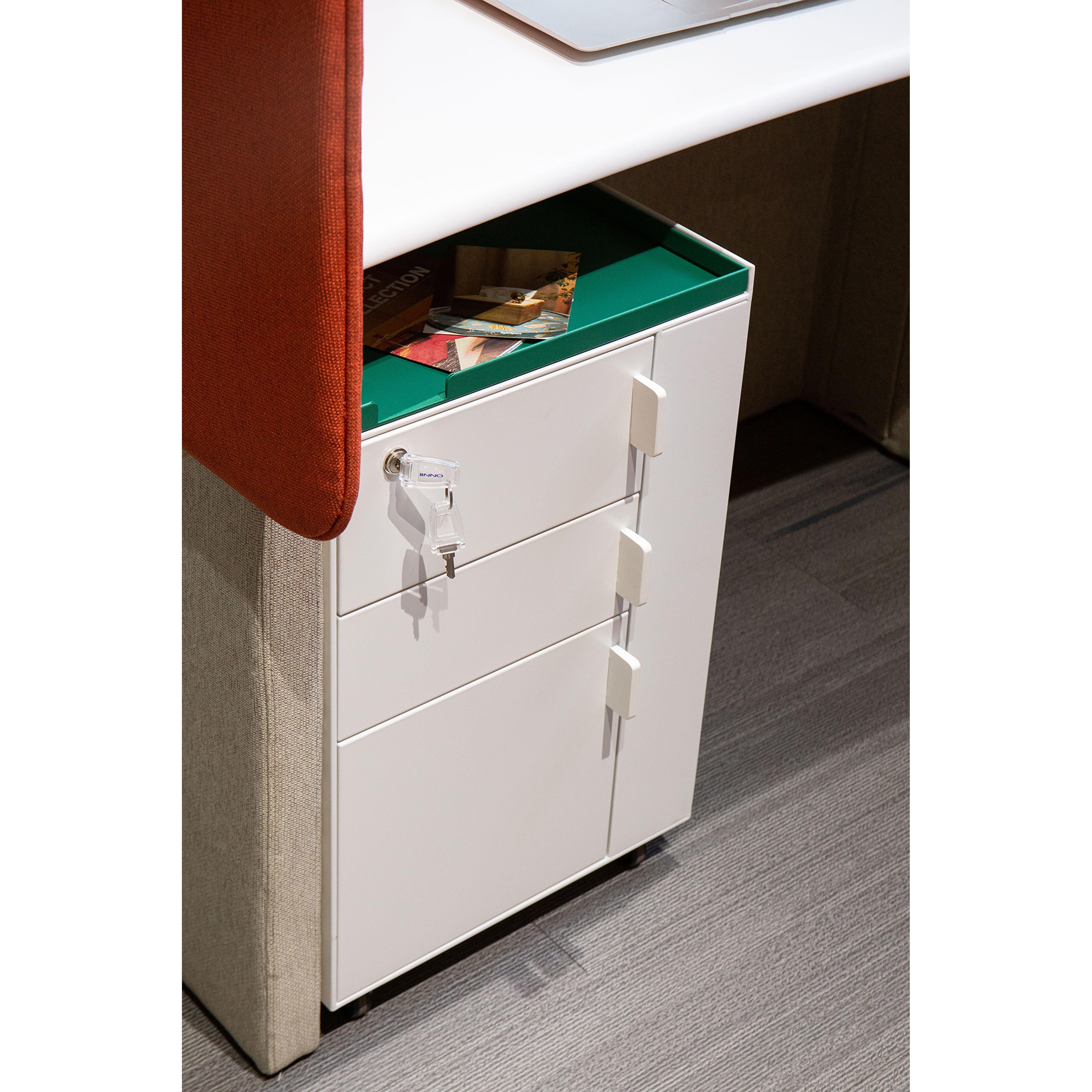 Tag - Mobile Drawer