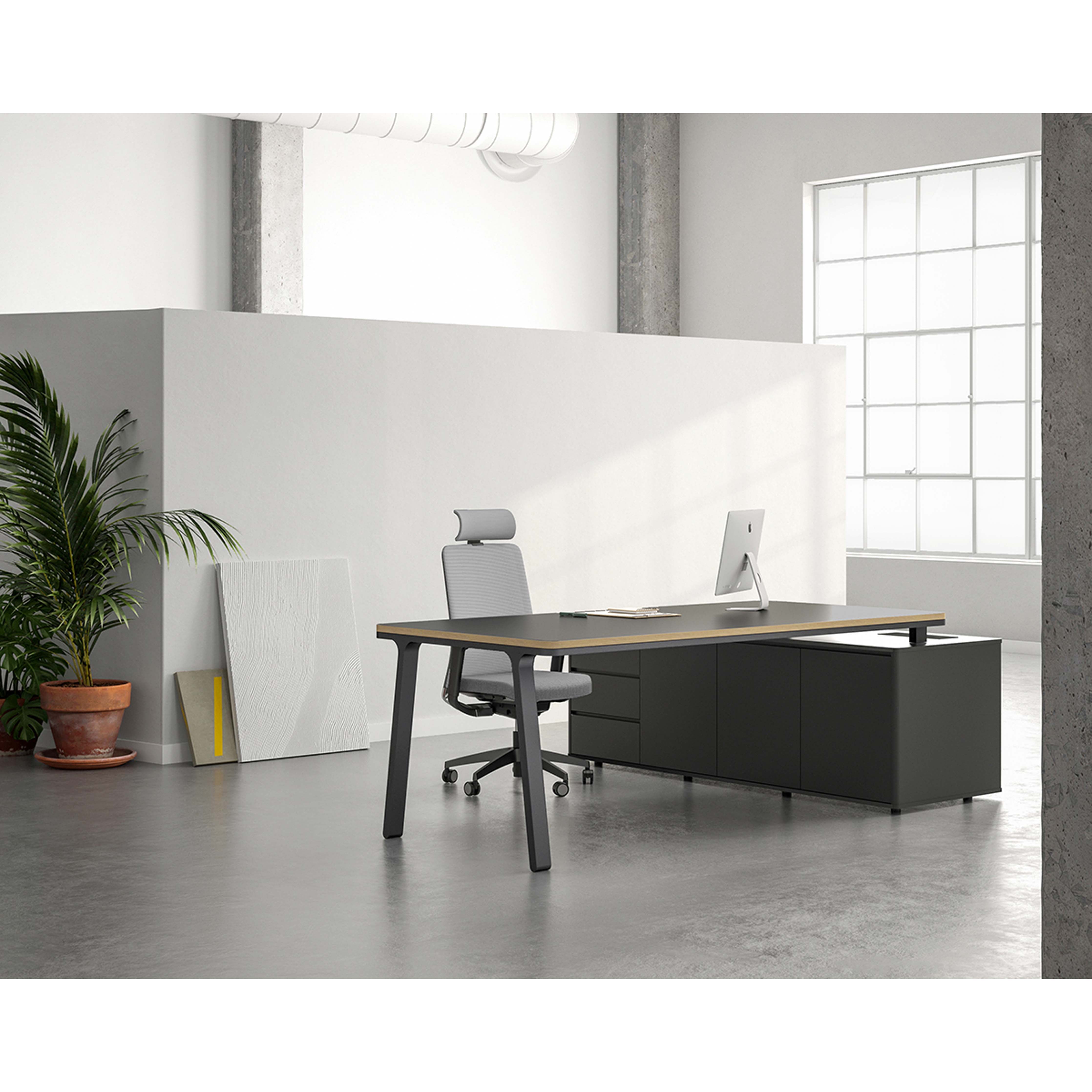 Volta - Executive Table