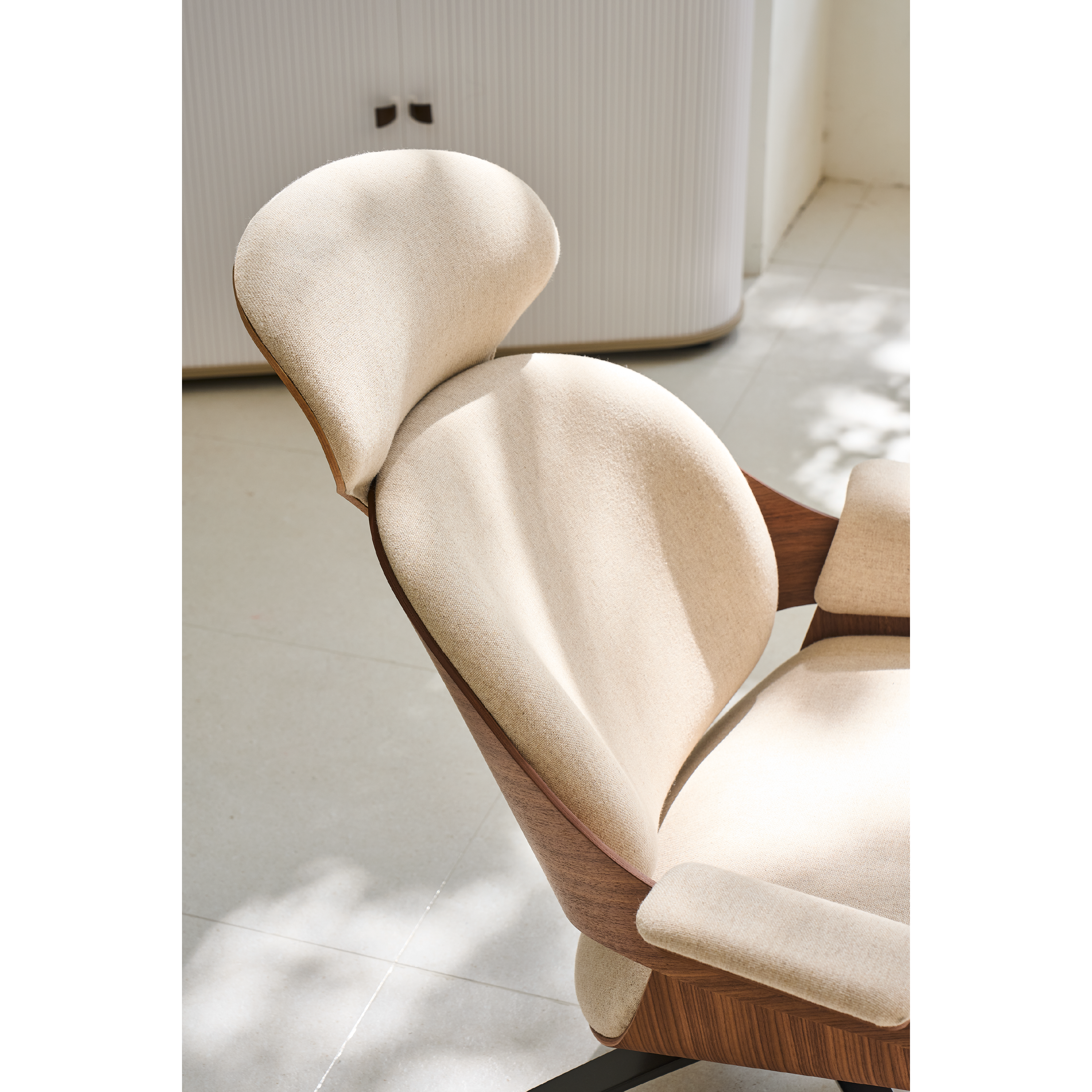 ZEVI - Lounge Chair