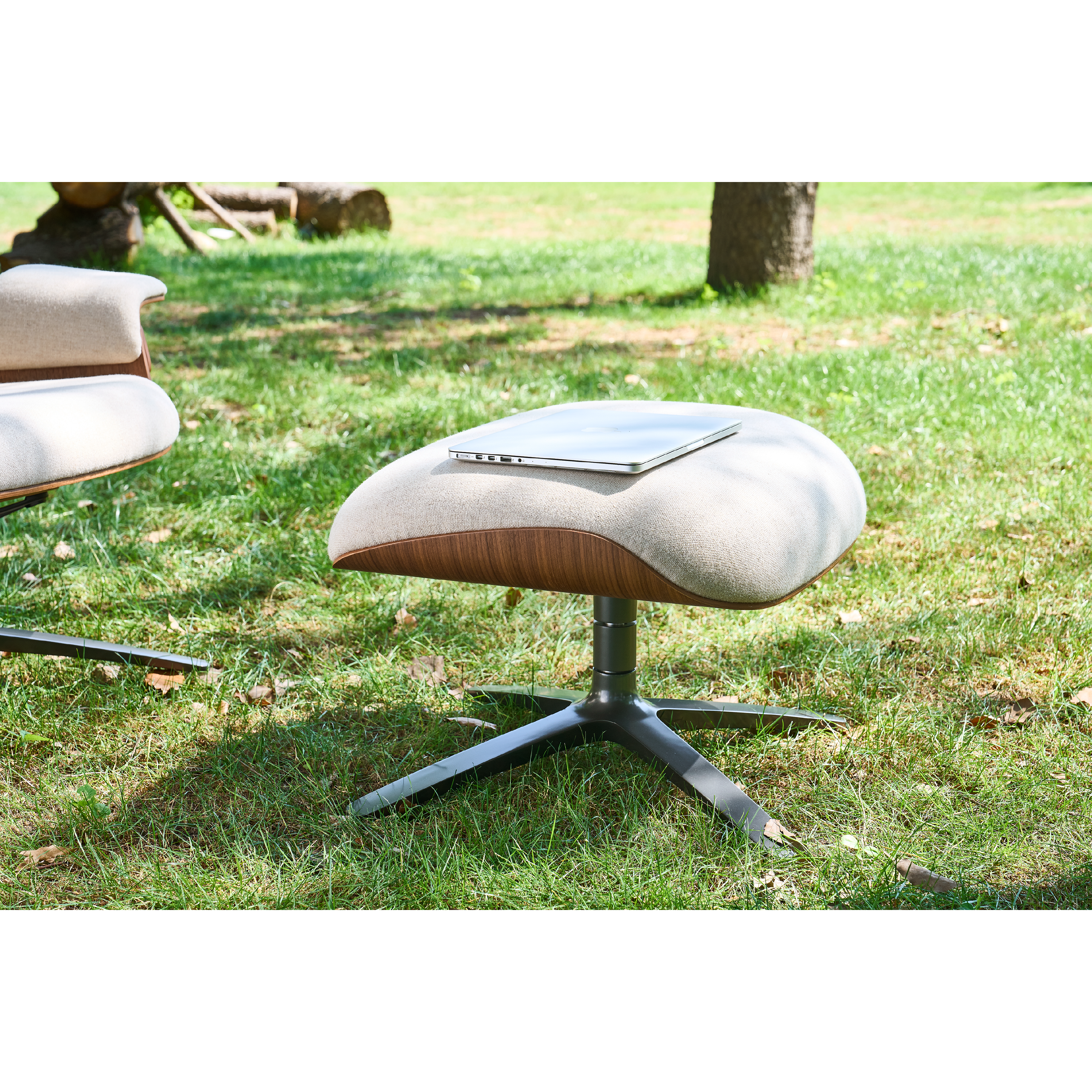 ZEVI - Lounge Chair