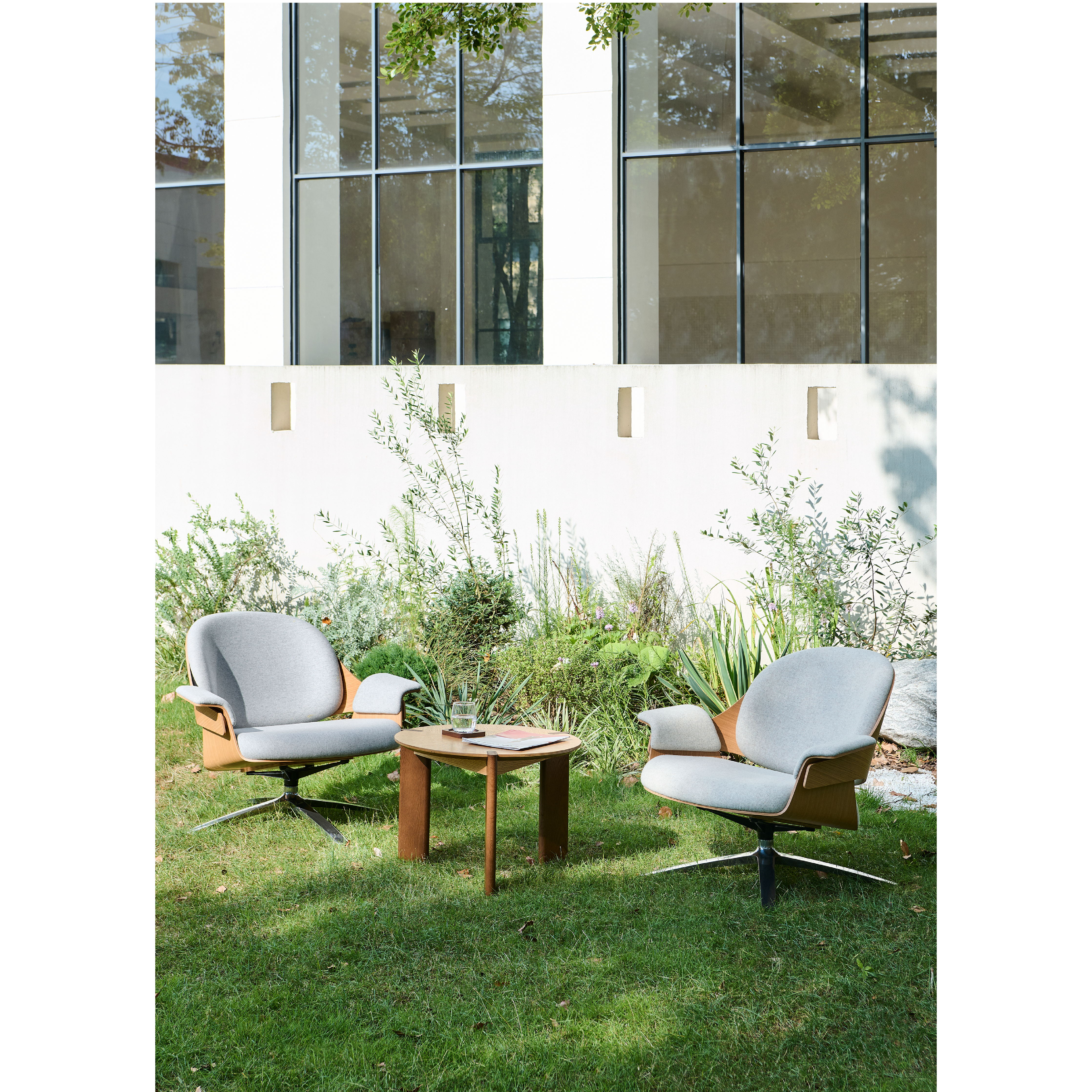 ZEVI - Lounge Chair