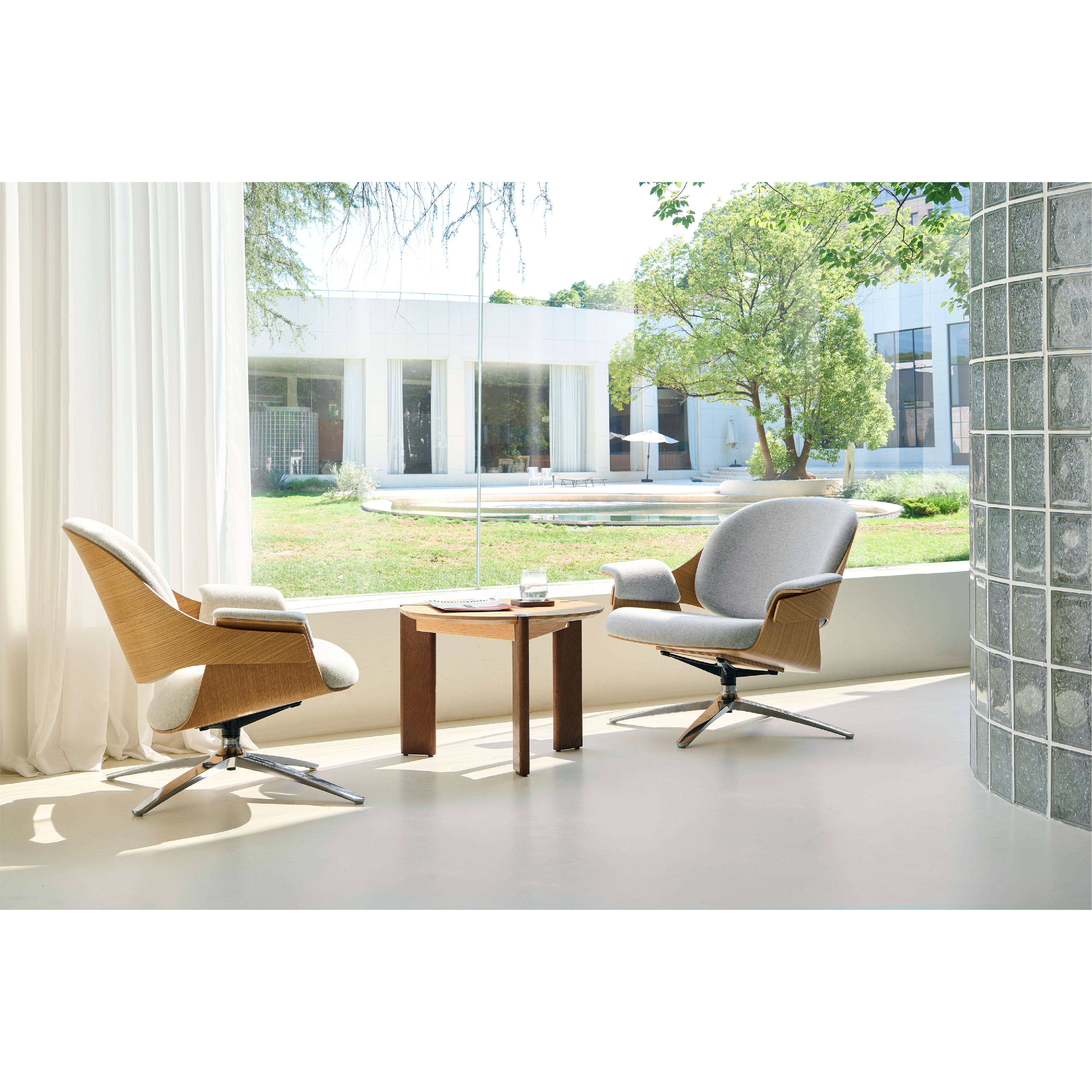 ZEVI - Lounge Chair