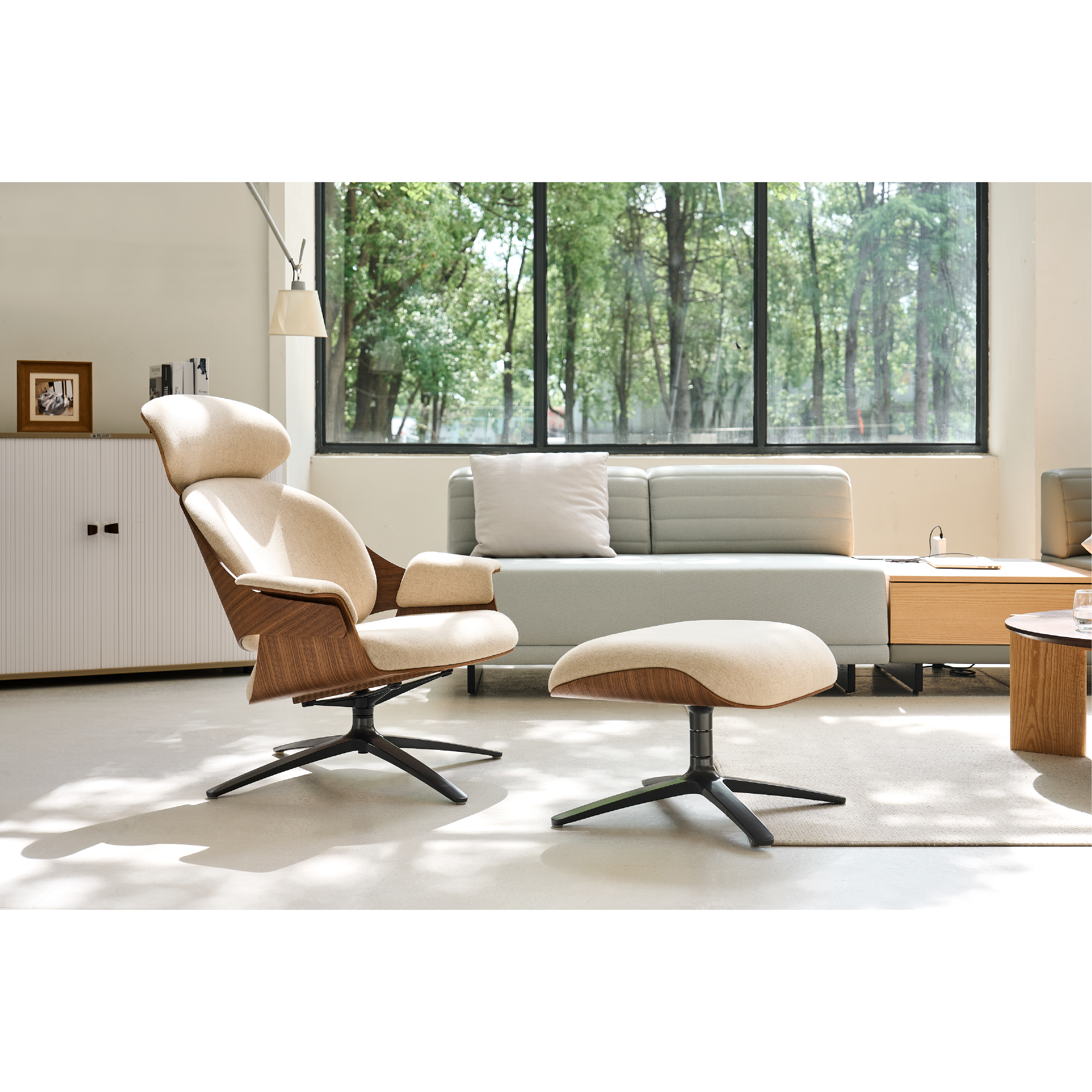ZEVI - Lounge Chair