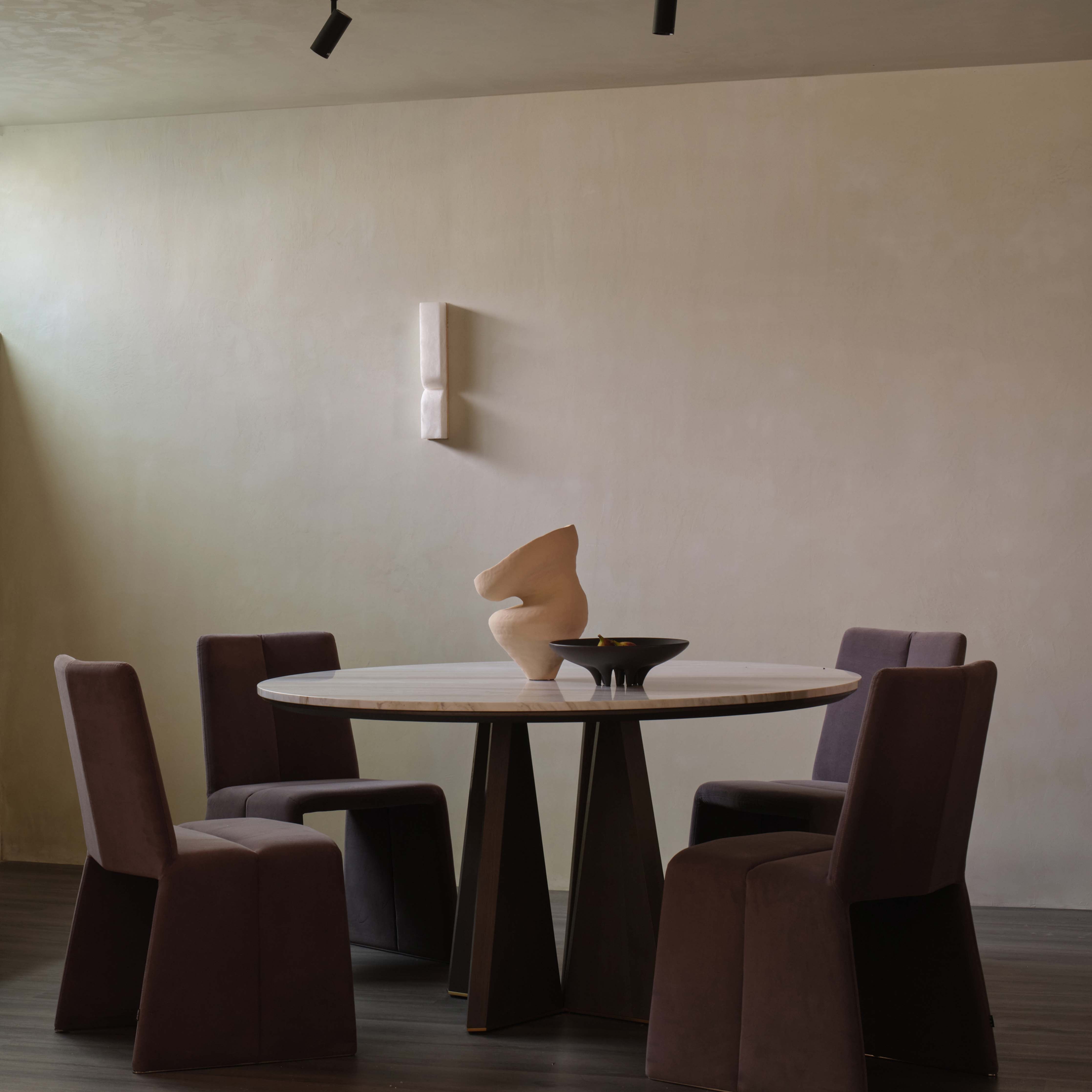 Lan - Round Dining Table