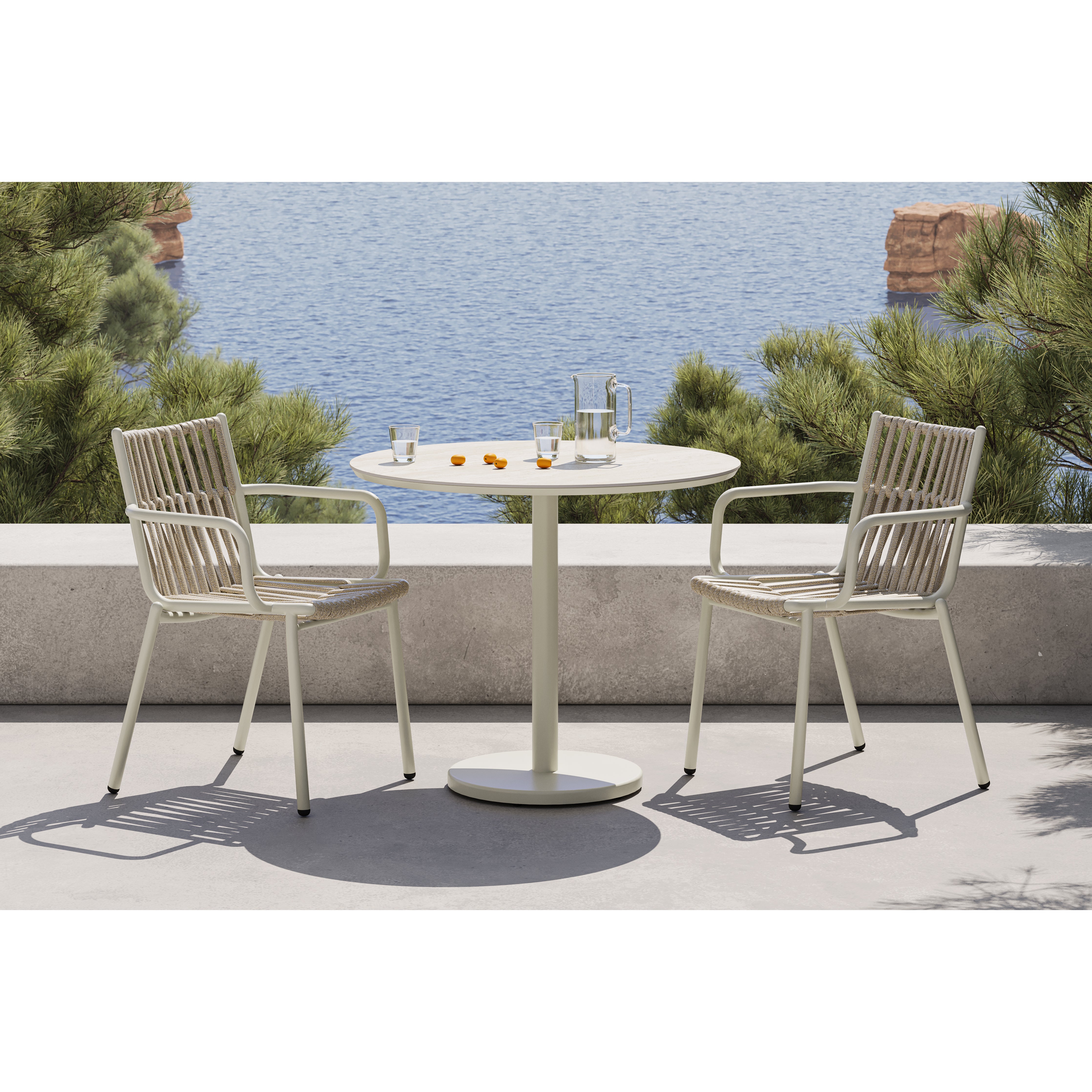 Bergen - Outdoor Round Dining Table