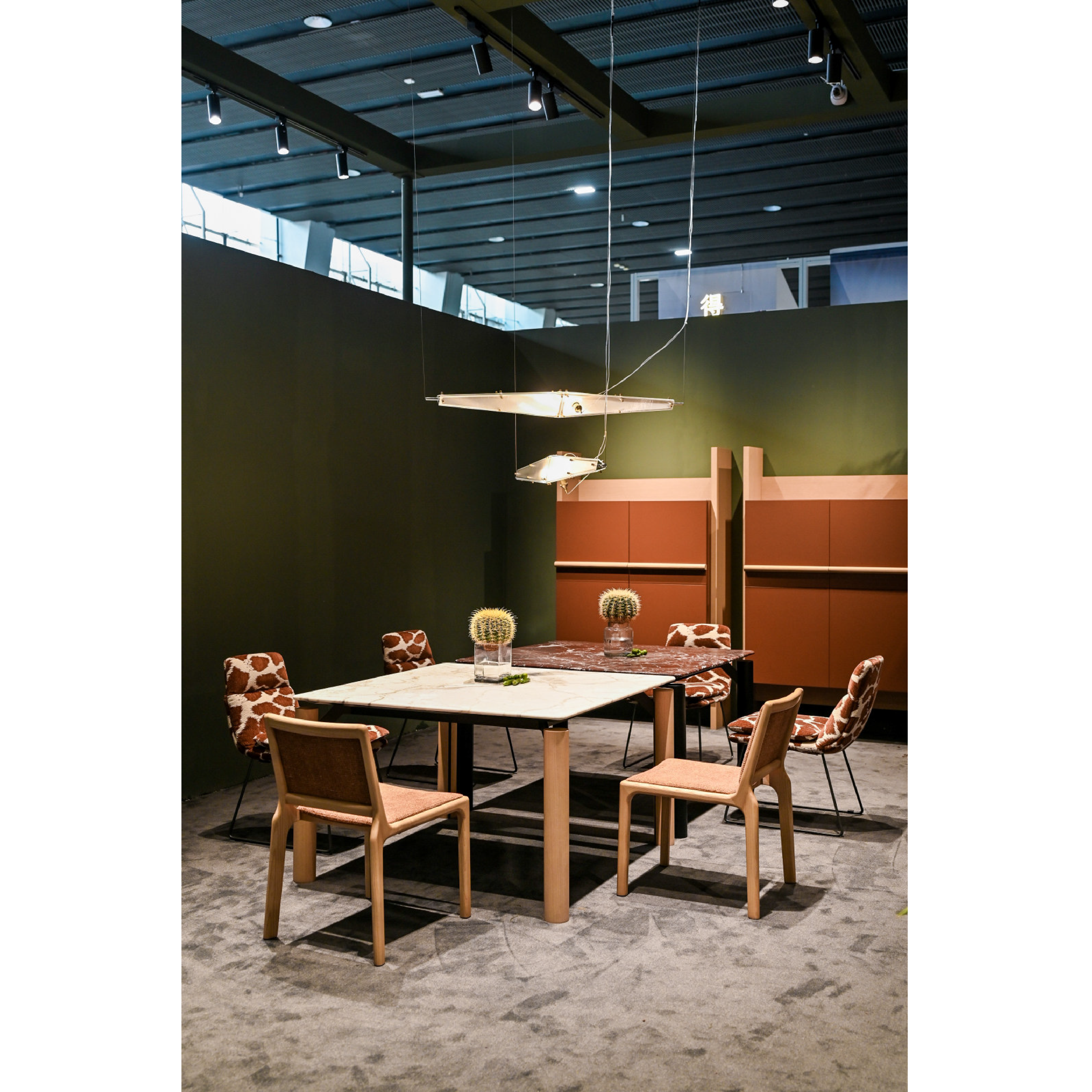 Cubd - Bar Cabinet