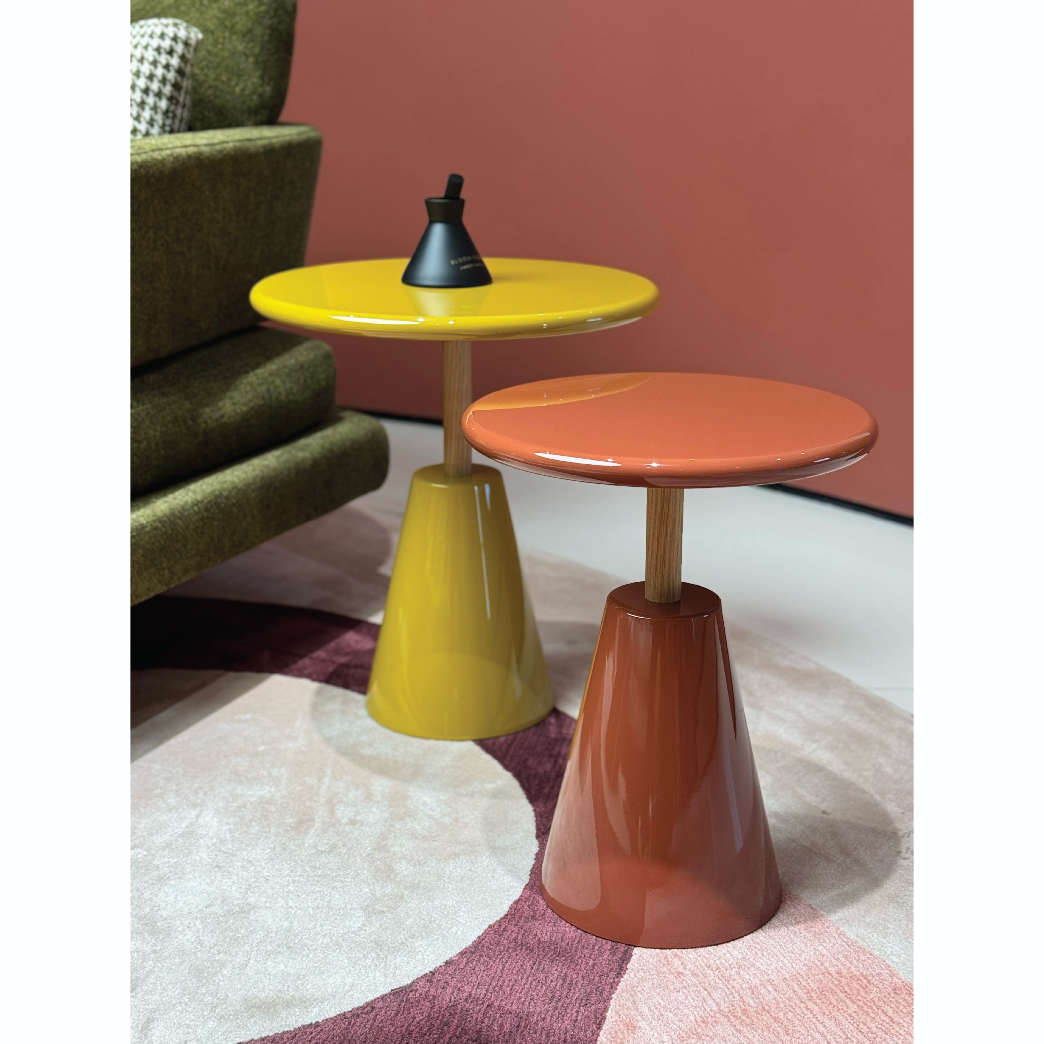 Floating Disc - Side Table