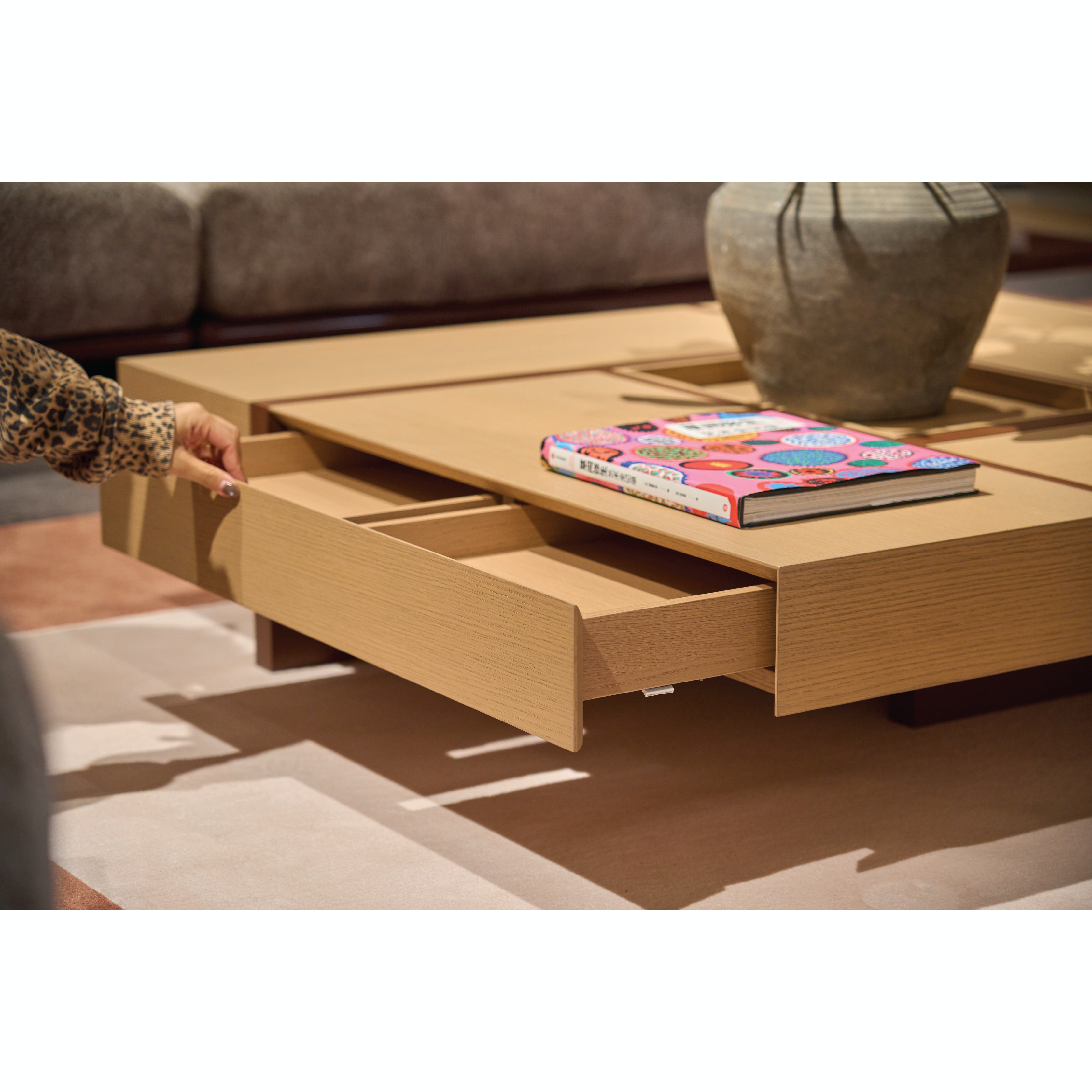 Fova - Coffee Table