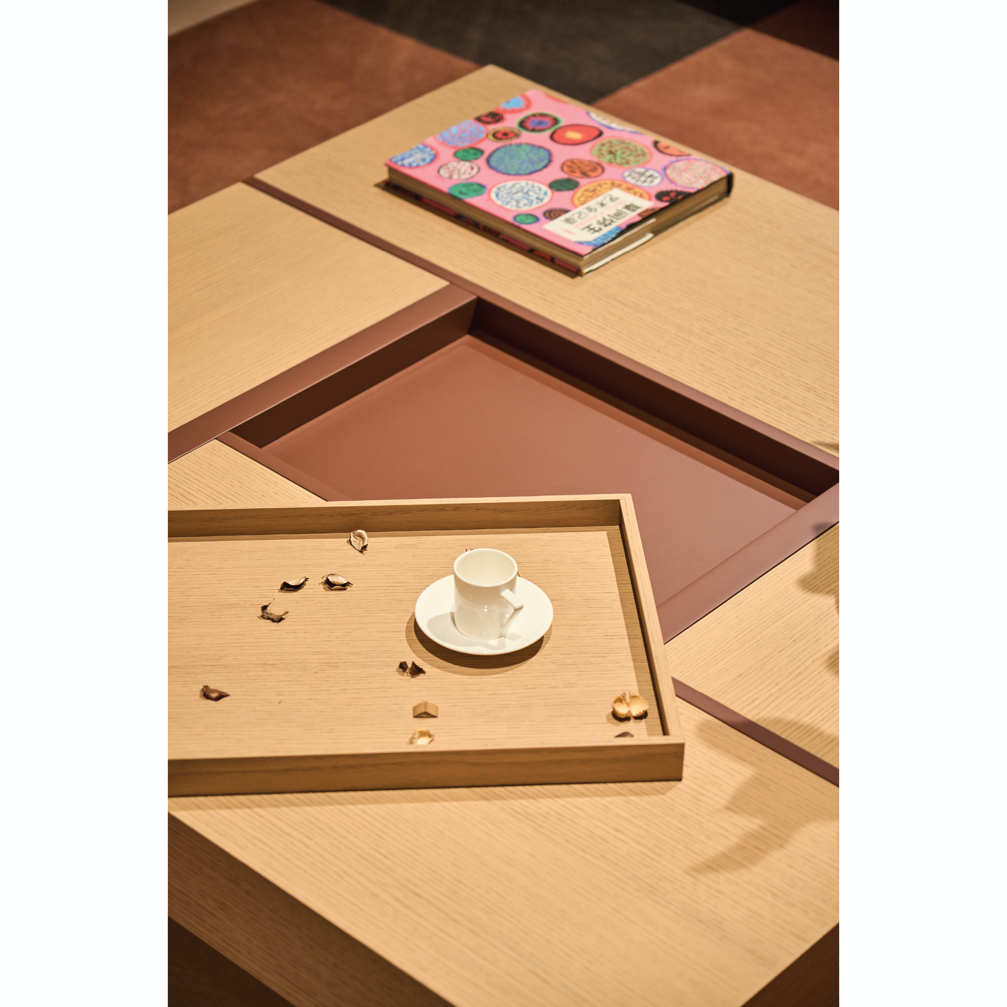Fova - Coffee Table