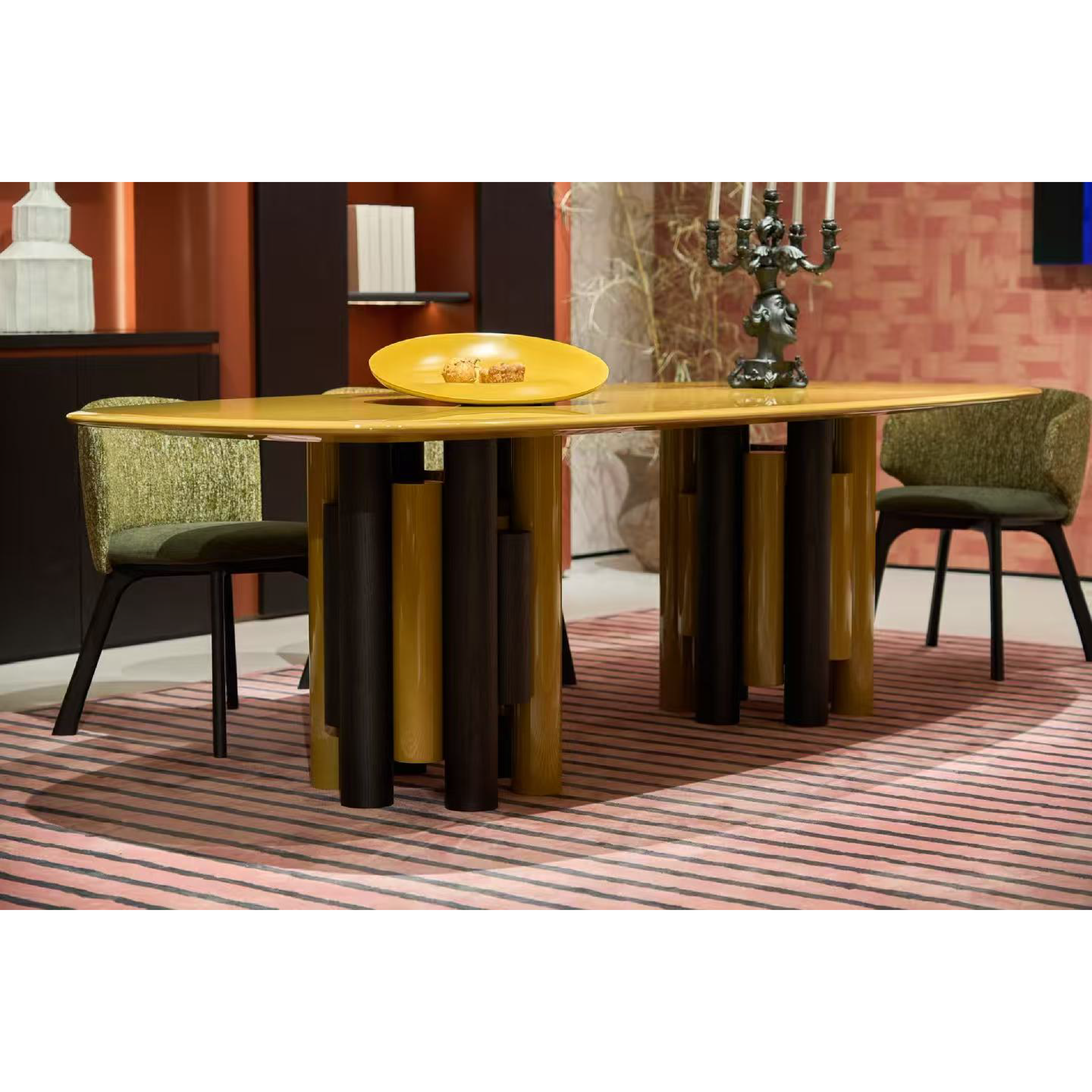 Pillar Bliss - Oval Dining Table