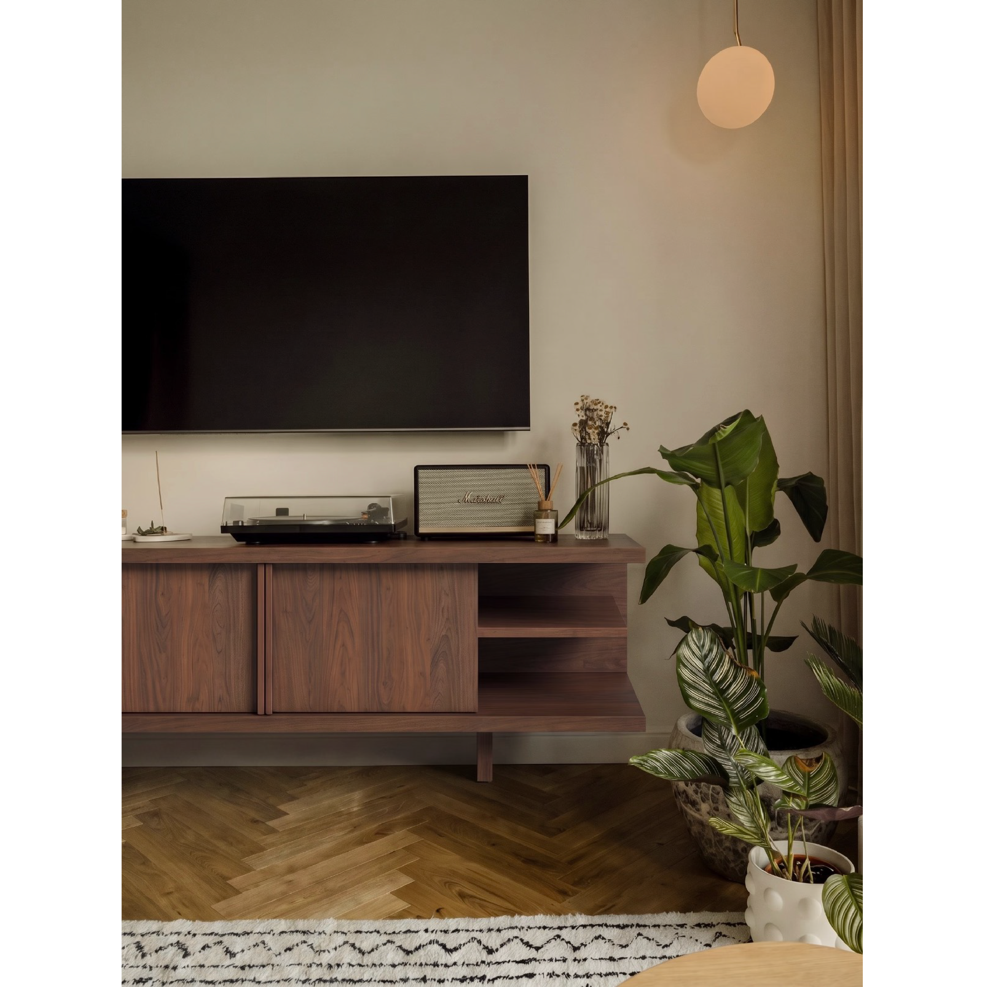 Plain Order - TV Cabinet