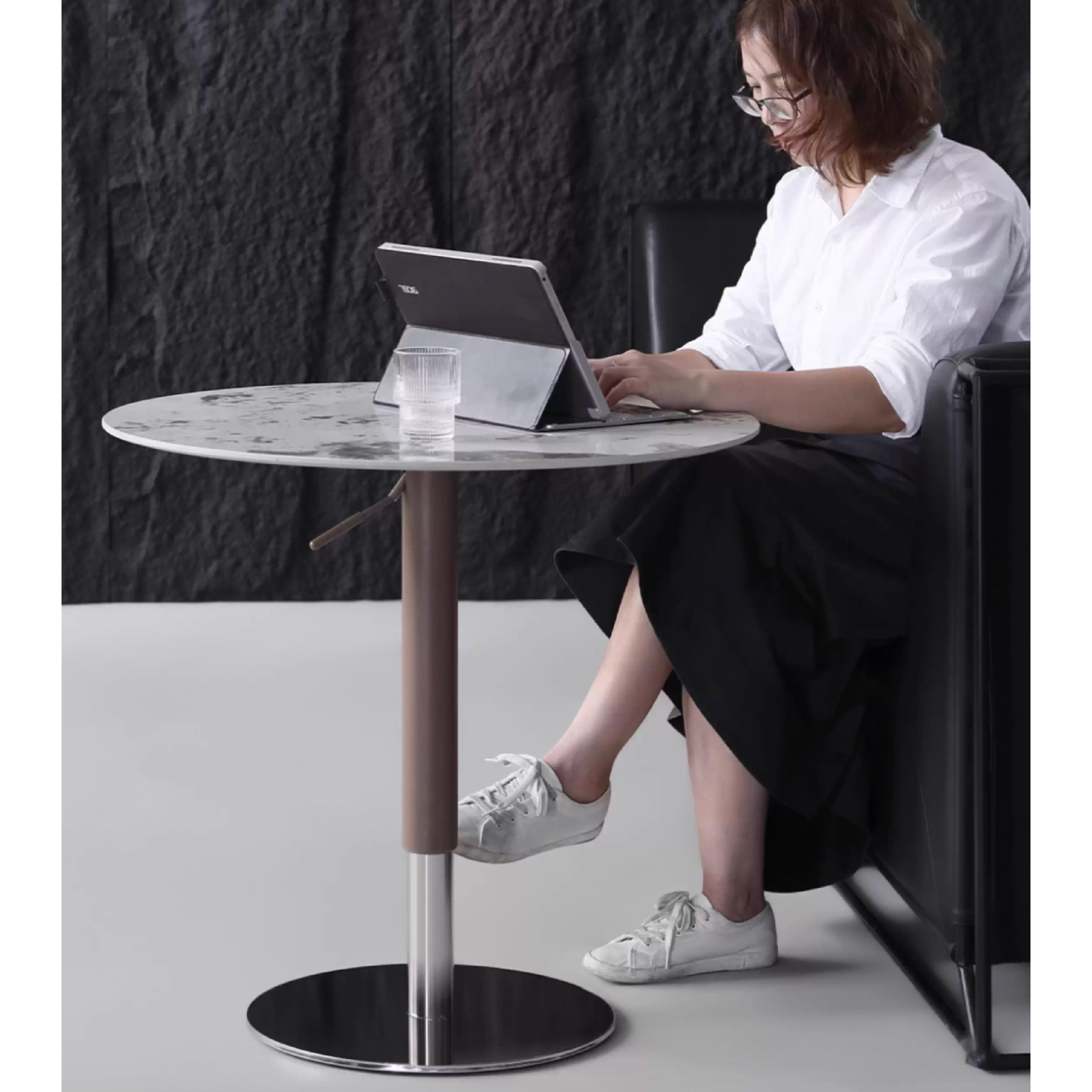 DRIP - Height Adjustable Bar Table
