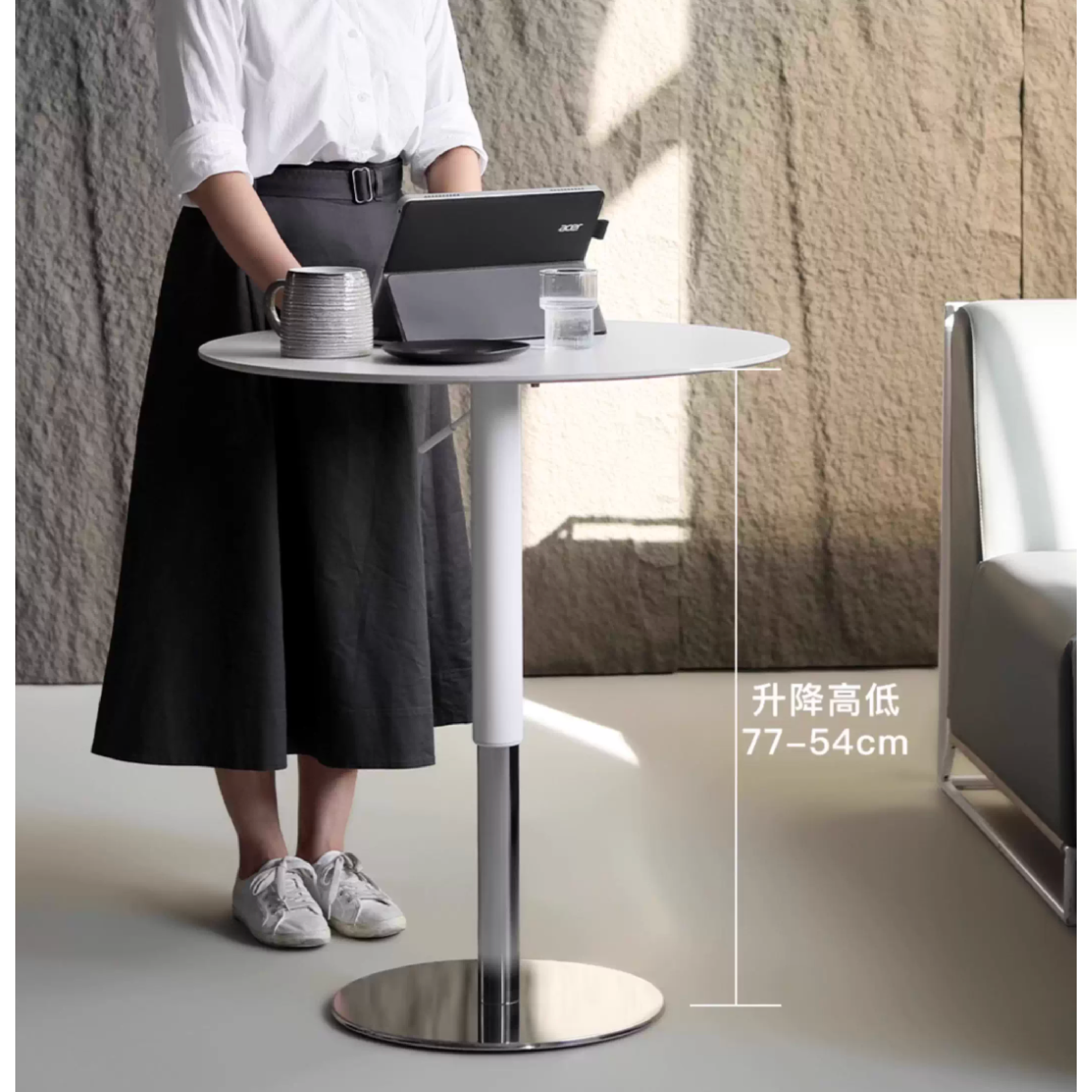 DRIP - Height Adjustable Bar Table