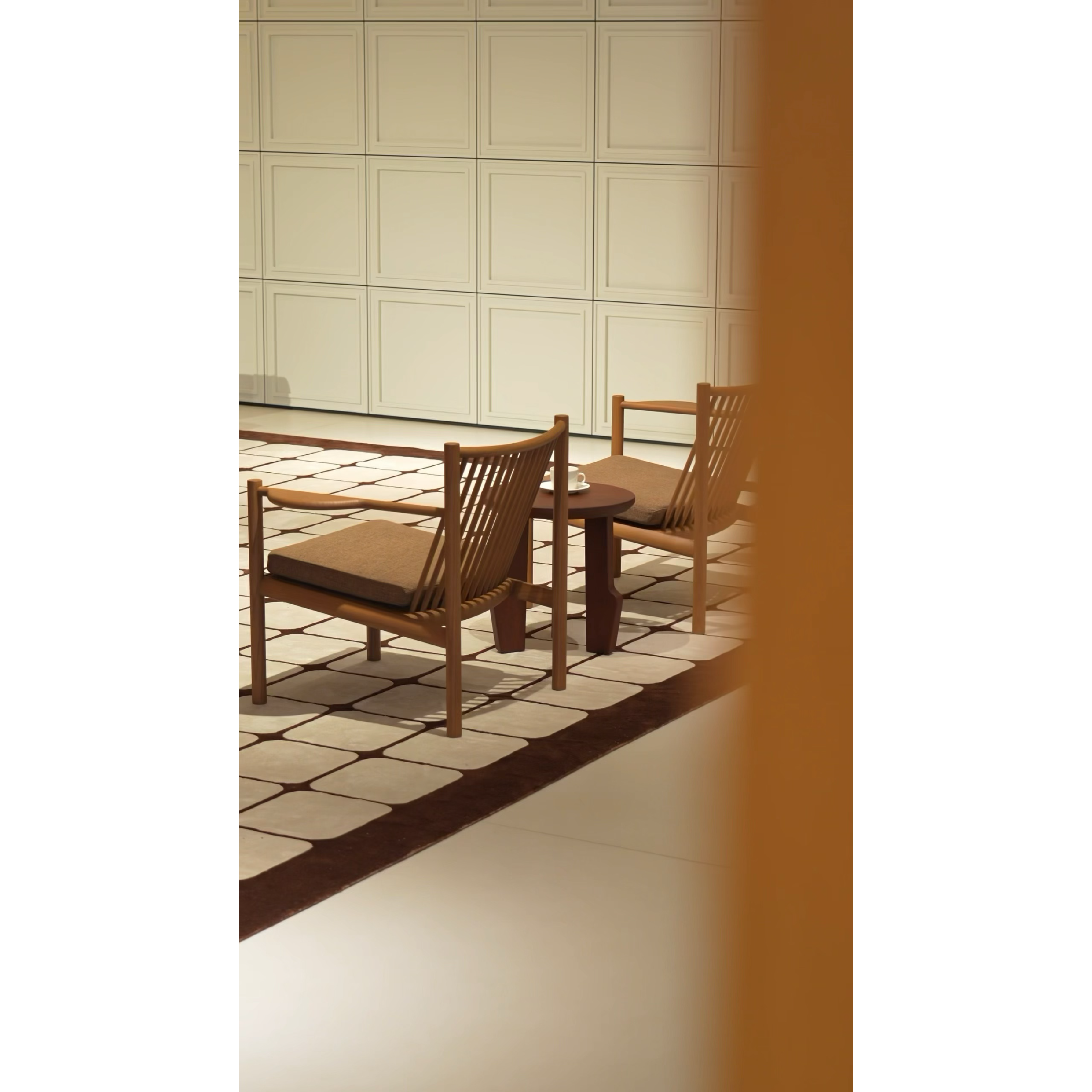 Abride - Lounge Chair