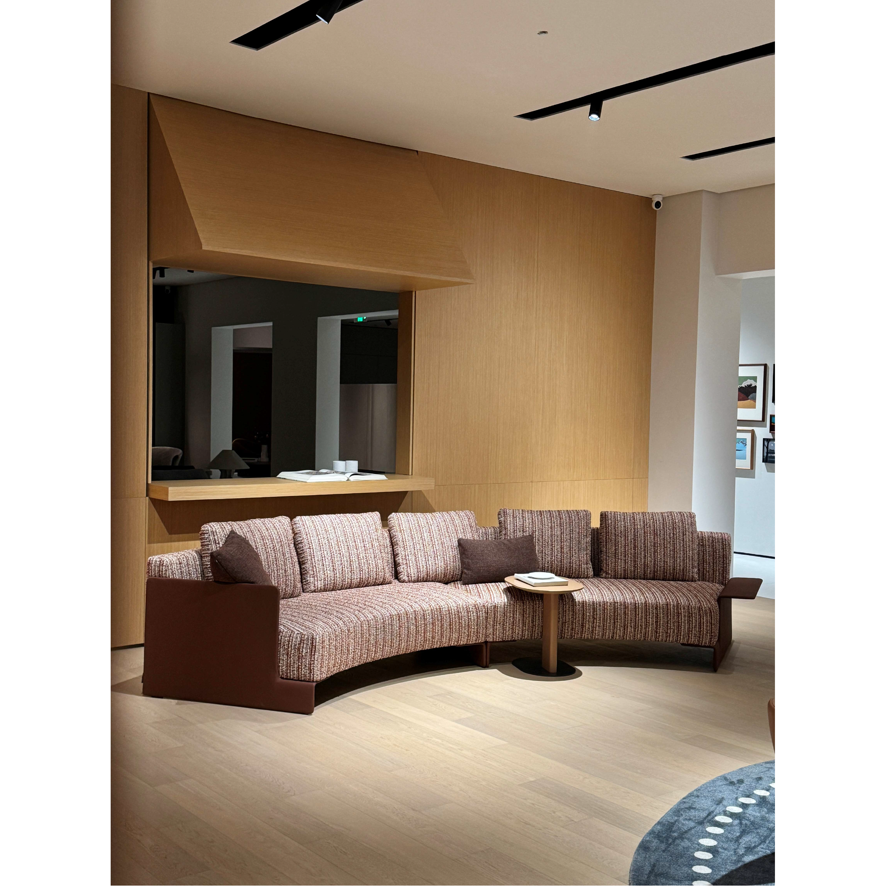 Hutten - Modular Sofa