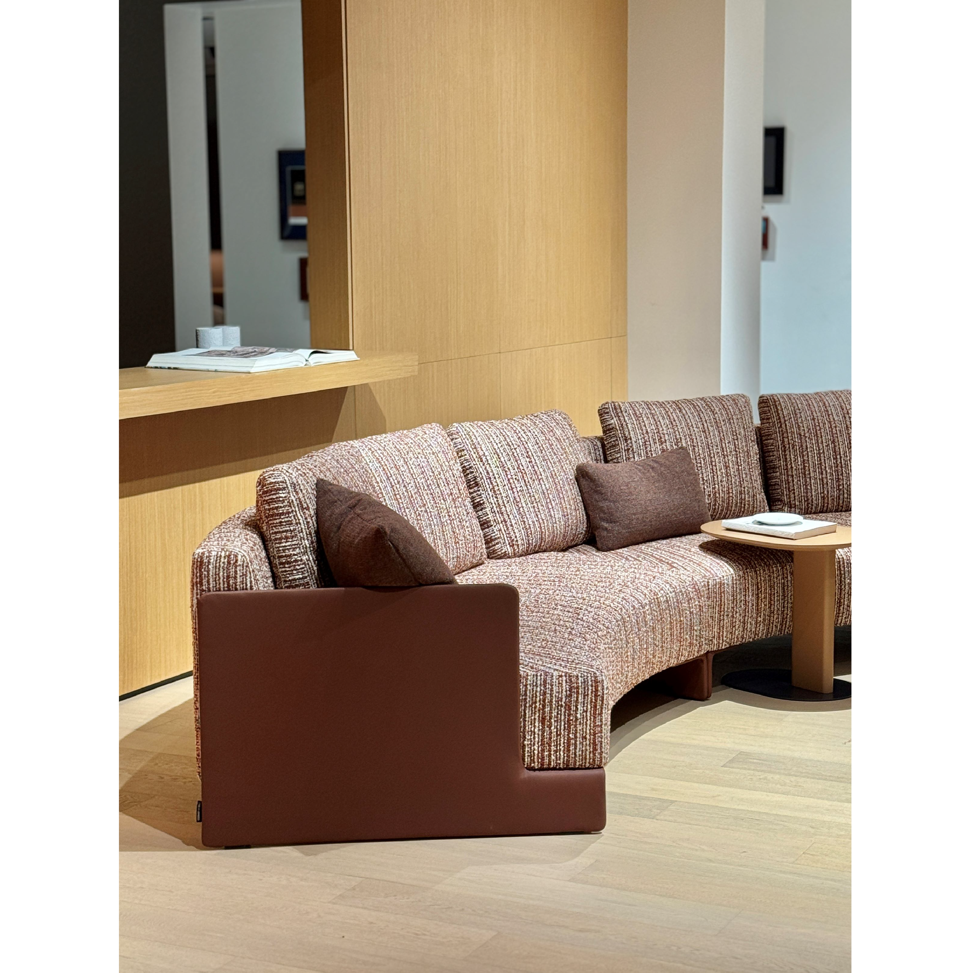 Hutten - Modular Sofa