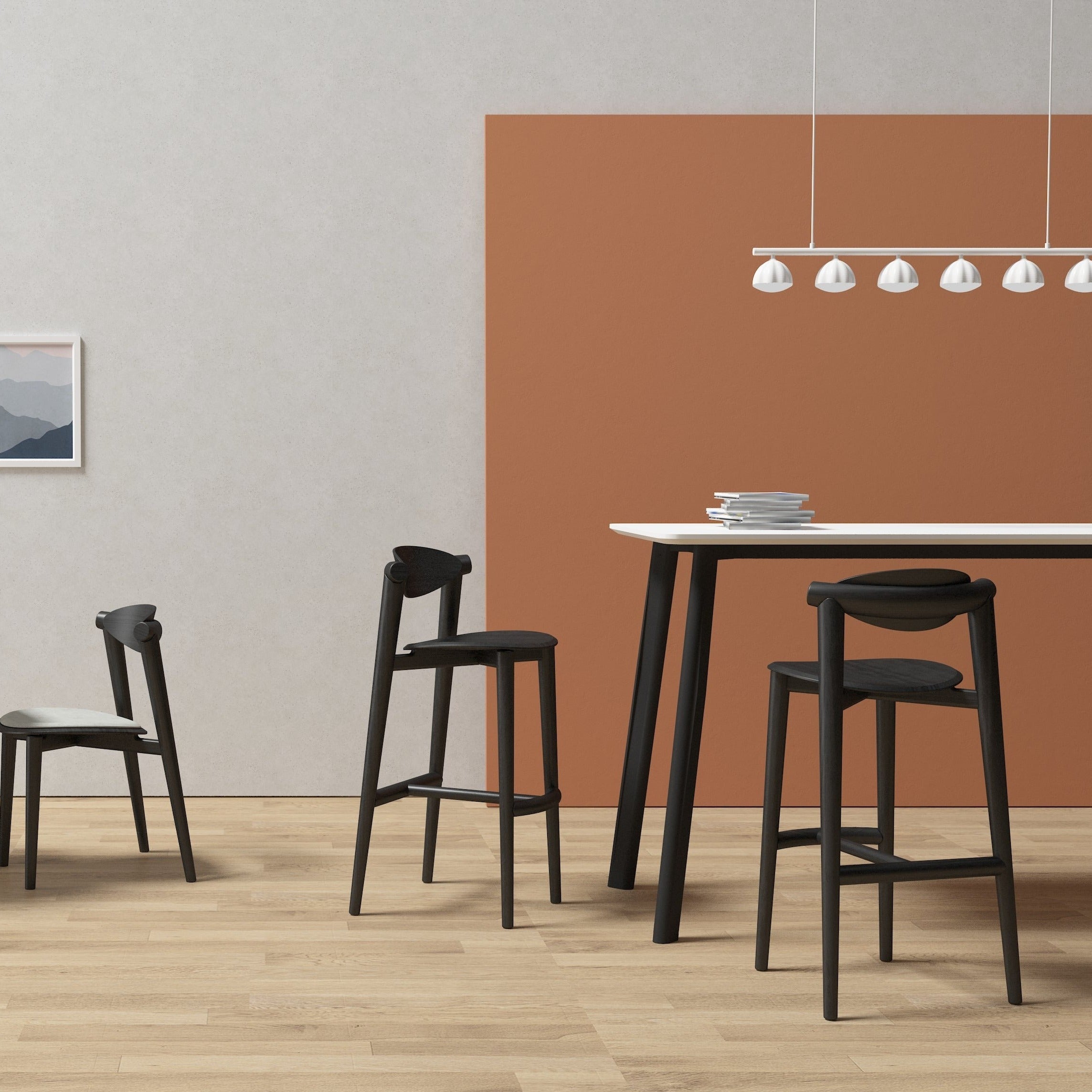Sok - Bar Table