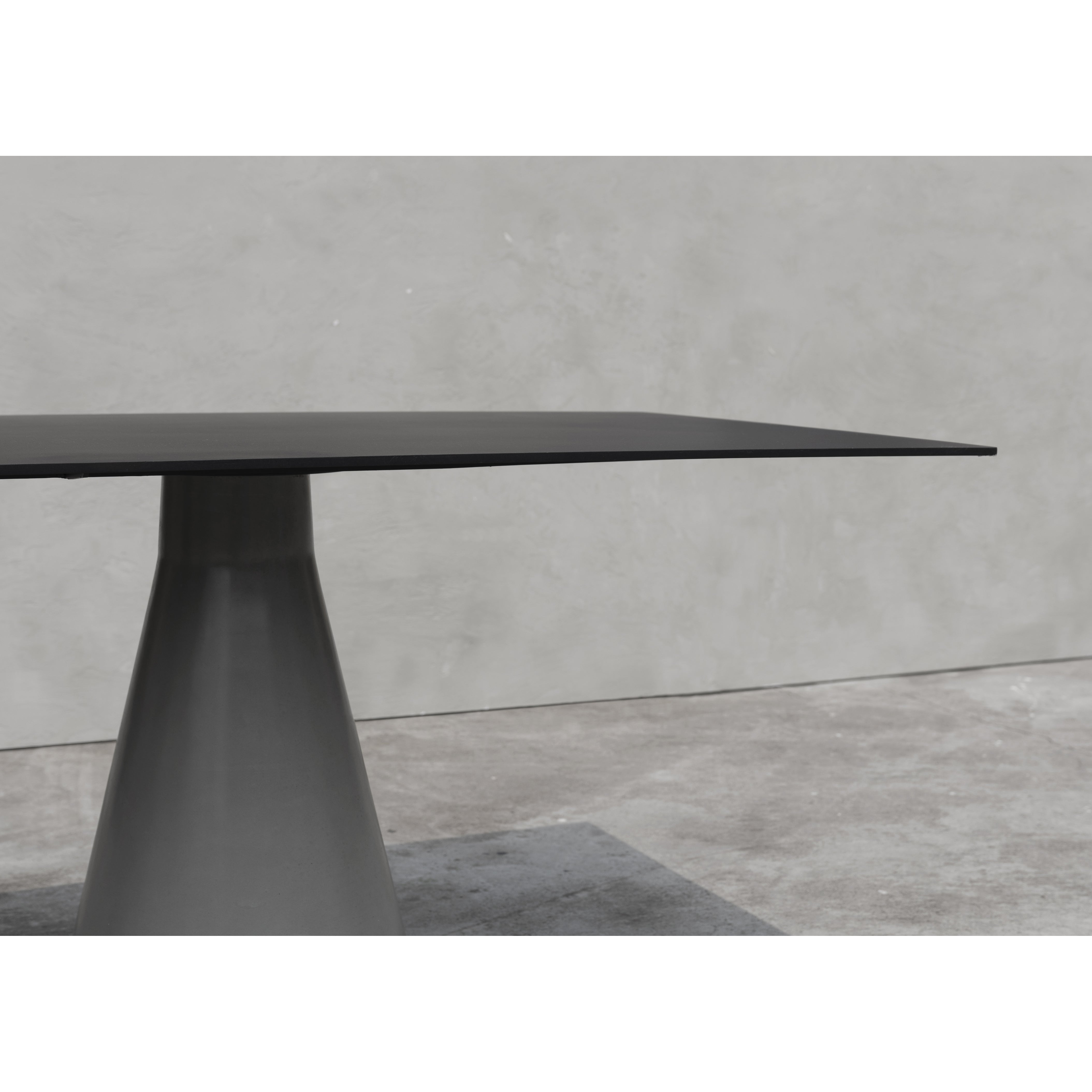 Ding L - Outdoor Rectangular Dining Table