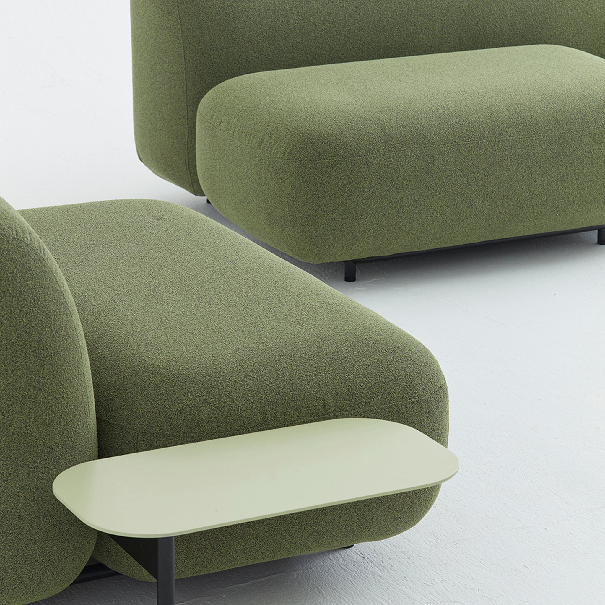 Bric - Lounge Chair