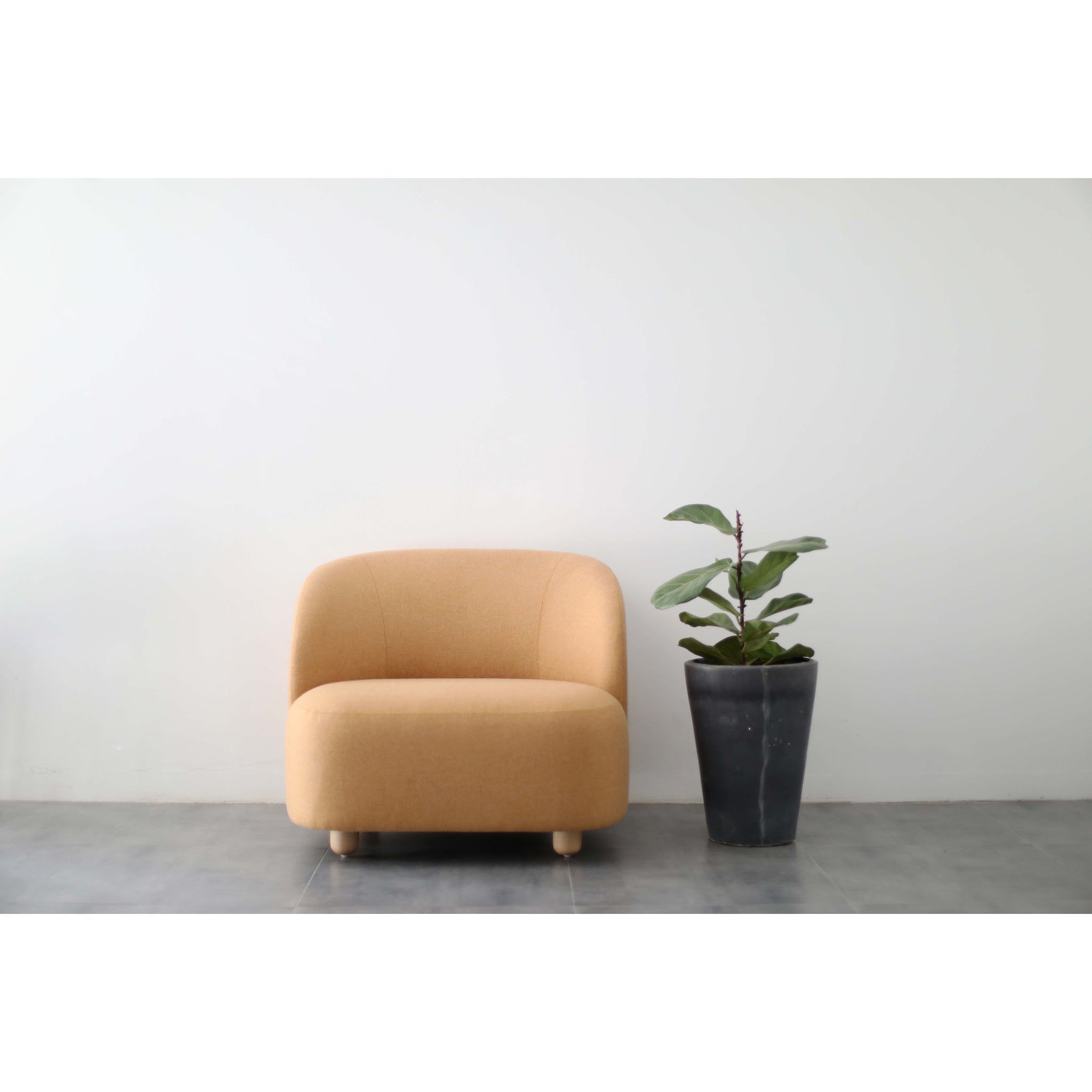 Naive - Lounge Chair