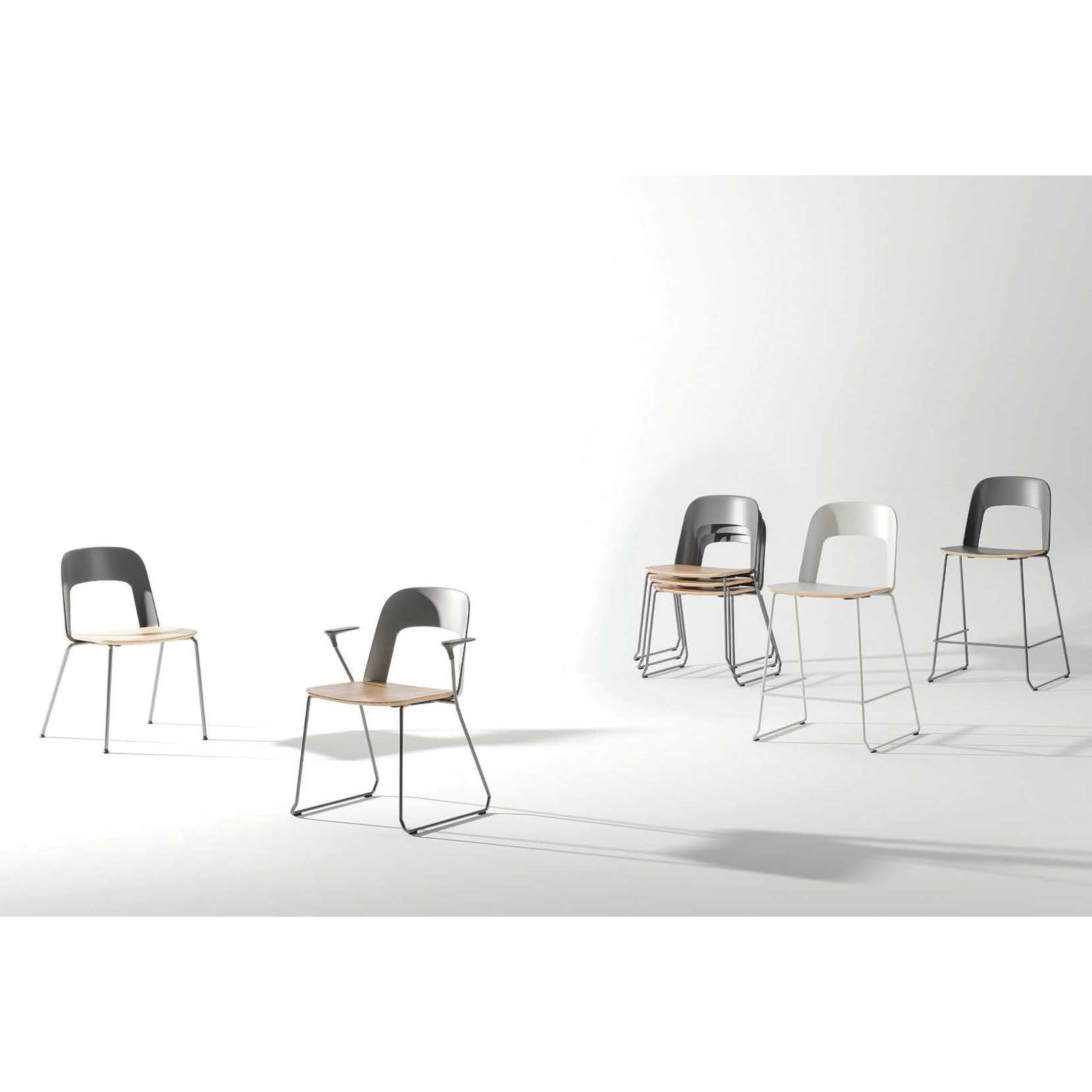 Fata - Bar Chair